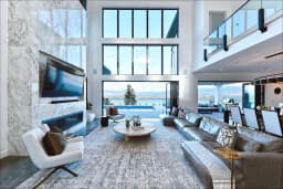 Elegant Openness - Large Window Systems